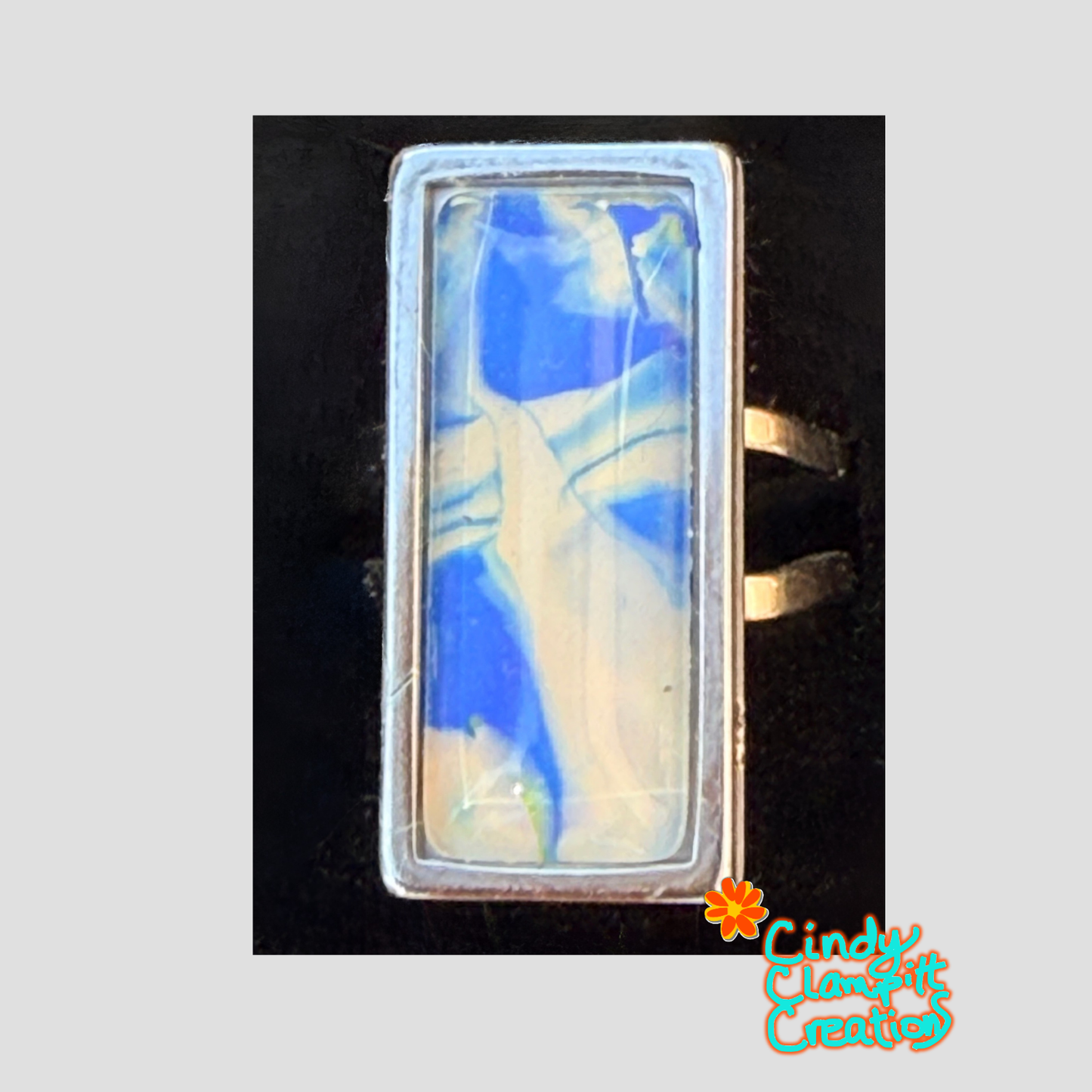 Ring – Beach Scene